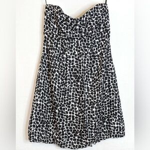 White House Black Market Black/White Silk strapless Dress Size 8 Cocktail Prom